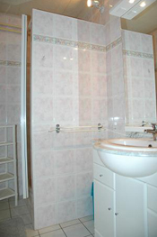 appartement 5 personnes salle de bain